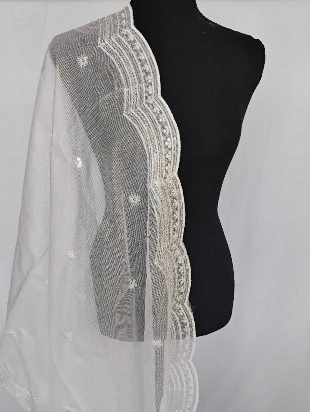 Elegant White Cotton Embroidered Scalloped edge Dupatta